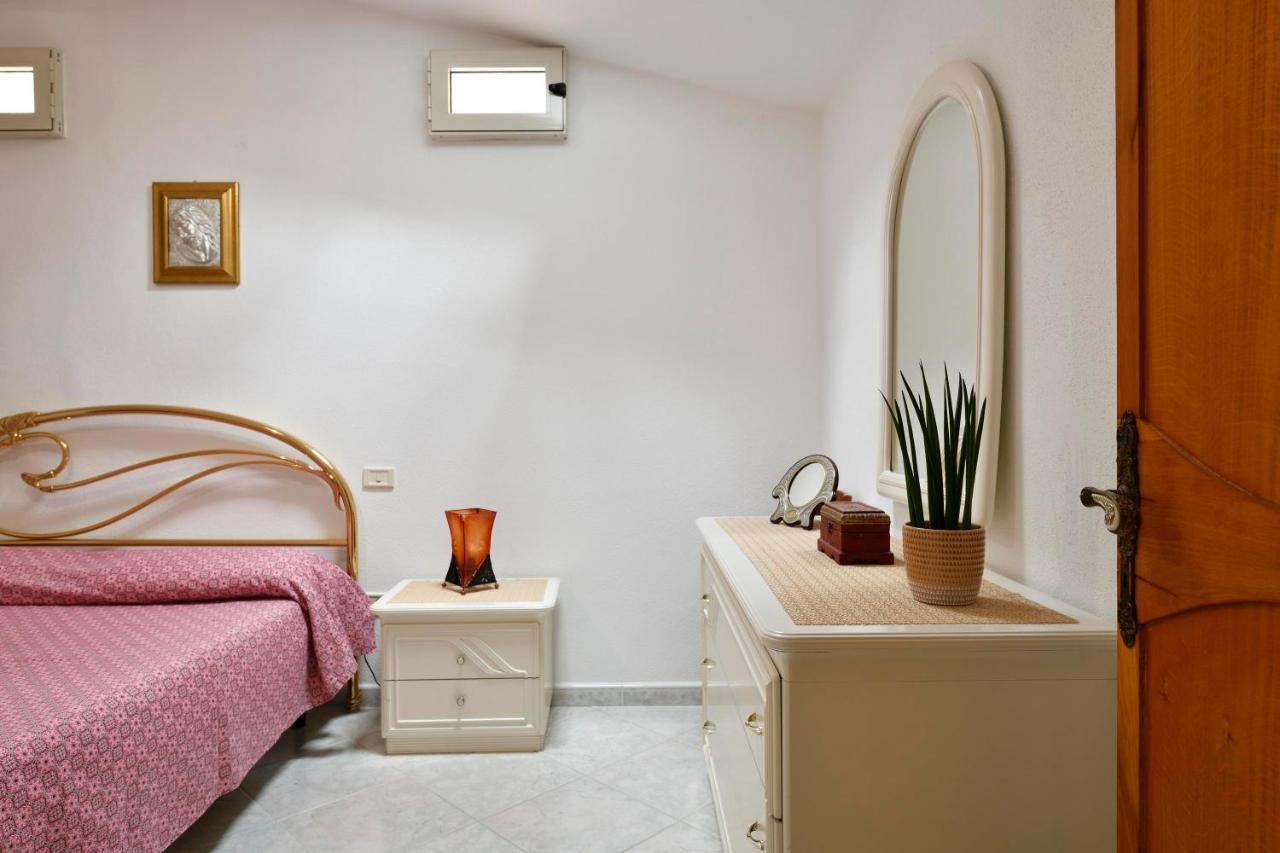 Appartamento Holiday Cala Gonone Esterno foto