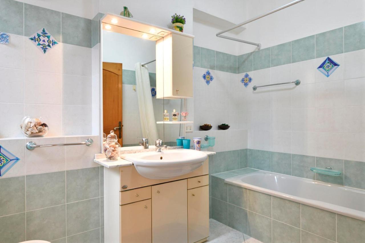 Appartamento Holiday Cala Gonone Esterno foto